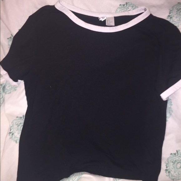 black shirt with white border